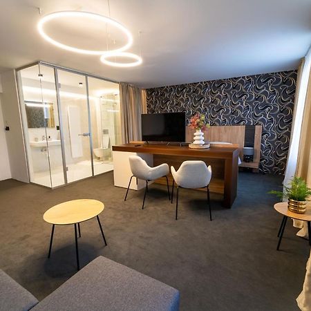 Hotel Zemplin Trebisov Extérieur photo