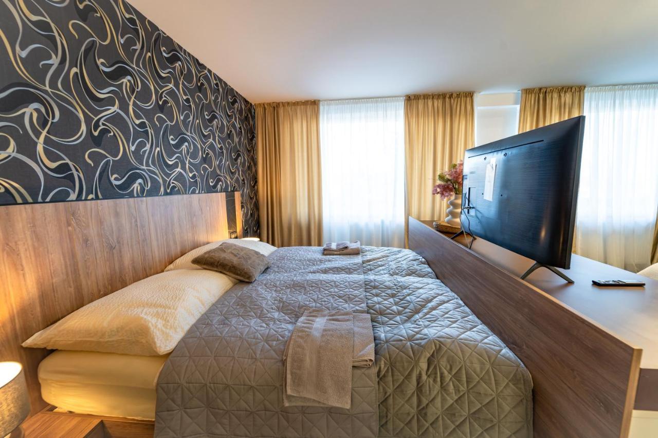 Hotel Zemplin Trebisov Extérieur photo
